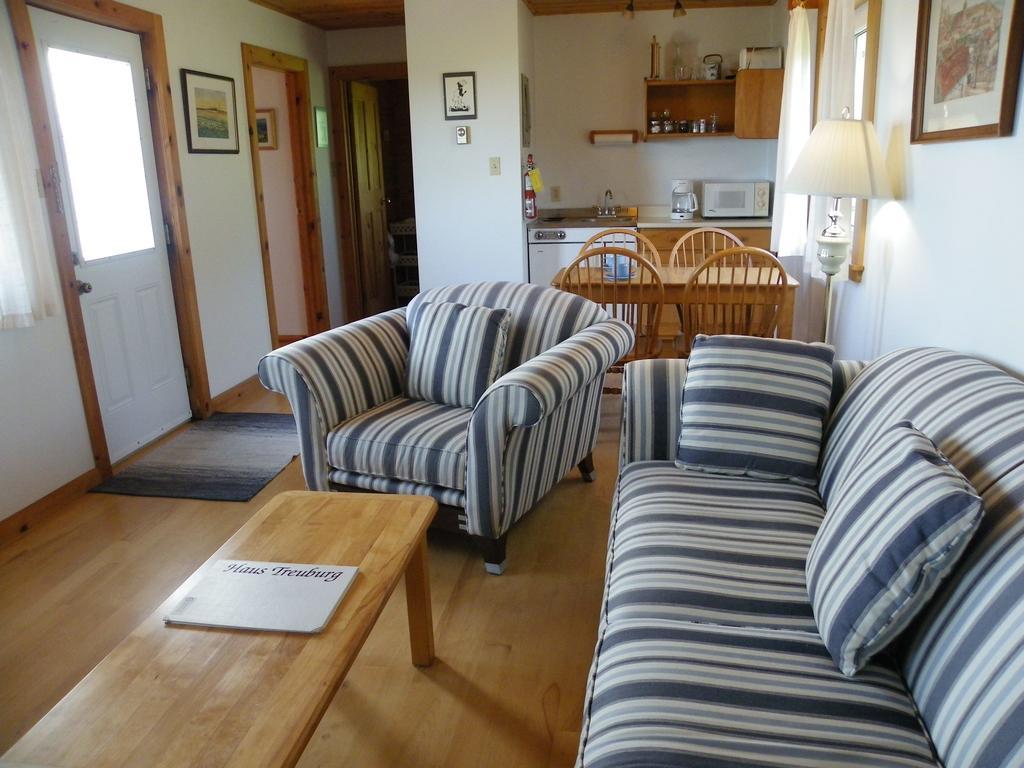 Haus Treuburg Villa Port Hood Oda fotoğraf